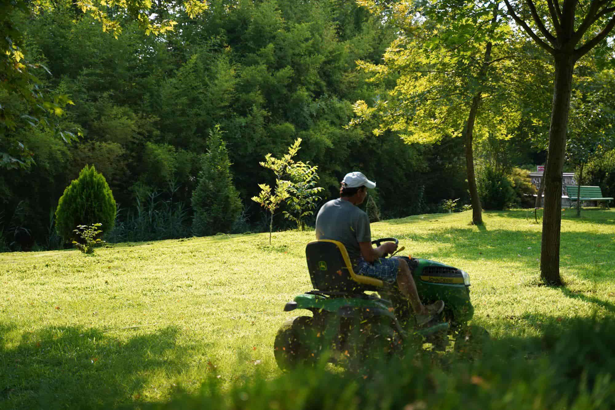 marketing for lawn care companies in Charlotte, North Carolina