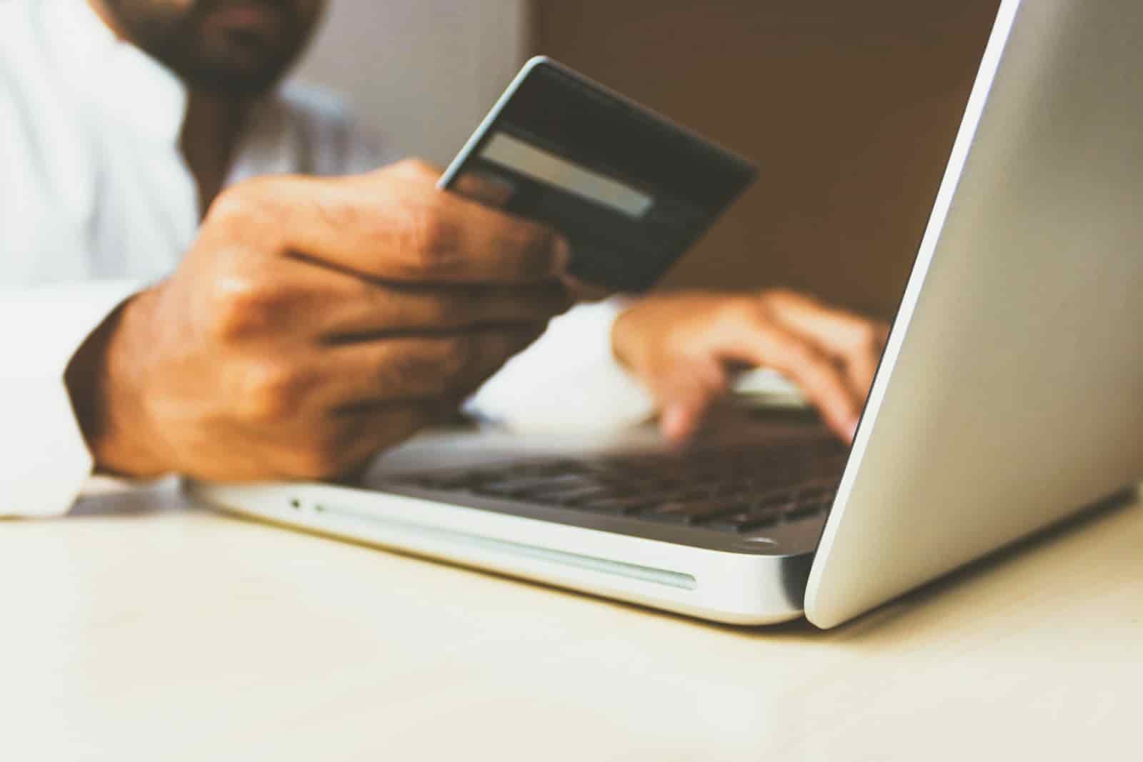 Management / Online Store: Online Store & Payments